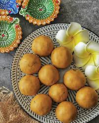 Besan Laddu